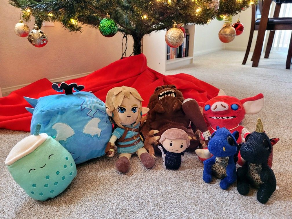 $15 Total For 8 Stuffies!