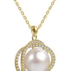 Diamond Pearl Necklace 