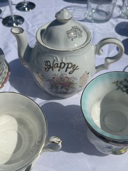 Happy Tea Pot Set