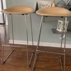 Beautiful ICF Group Italy High End Designer Bar Stools.