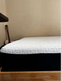 Queen Memory Foam Mattress – Medium Firm