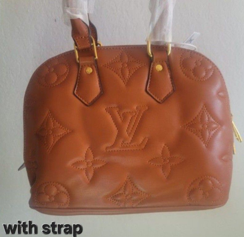 Louis Vuitton Bag Read Below Description Before Buying Item $ 1 5 0