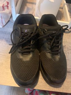 Orthopedic shoes