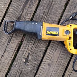 DeWalt saw