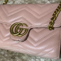 GUCCI Marmont Wallet On Chain