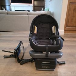 Graco Baby Car Seat W Mirror