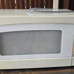 Countertop Microwave .