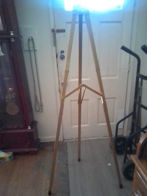 Art Stand