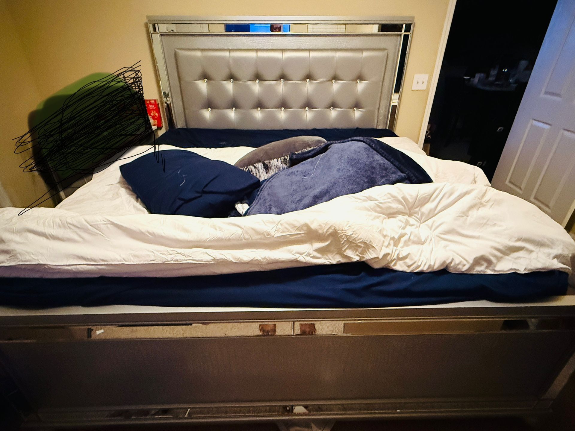 King Size Bed Frame And Matching Dresser