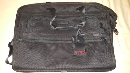 Tumi alpha bravo 20" carry on luggage