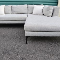 FREE DELIVERY!!! West Elm "Andes" 3pc Sectional Couch + Ottoman ($3.3K Retail...60% OFF!!!)