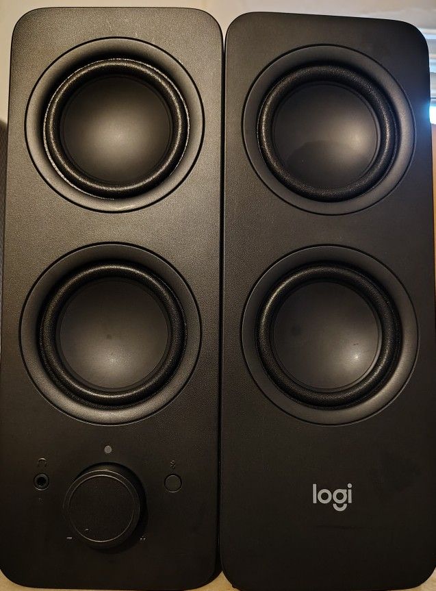 Logitech Z207 Speakers