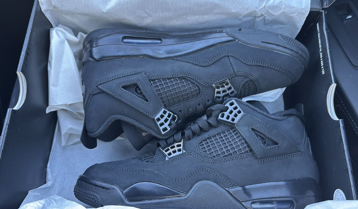 Jordan Retro 4 Black Cat Size 7.5M 