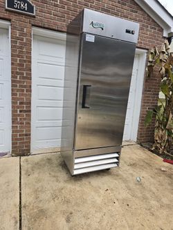 COMMERCIAL REFRIGERTOR STANLEY STEEL VERY TALL 