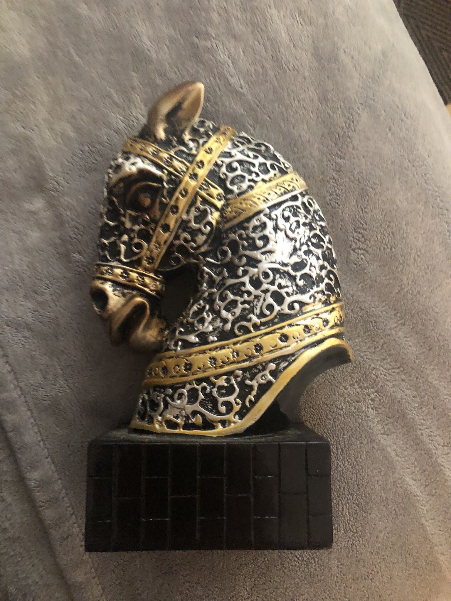 $15 New Horse ,