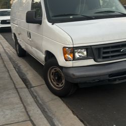 2006 Ford E-150
