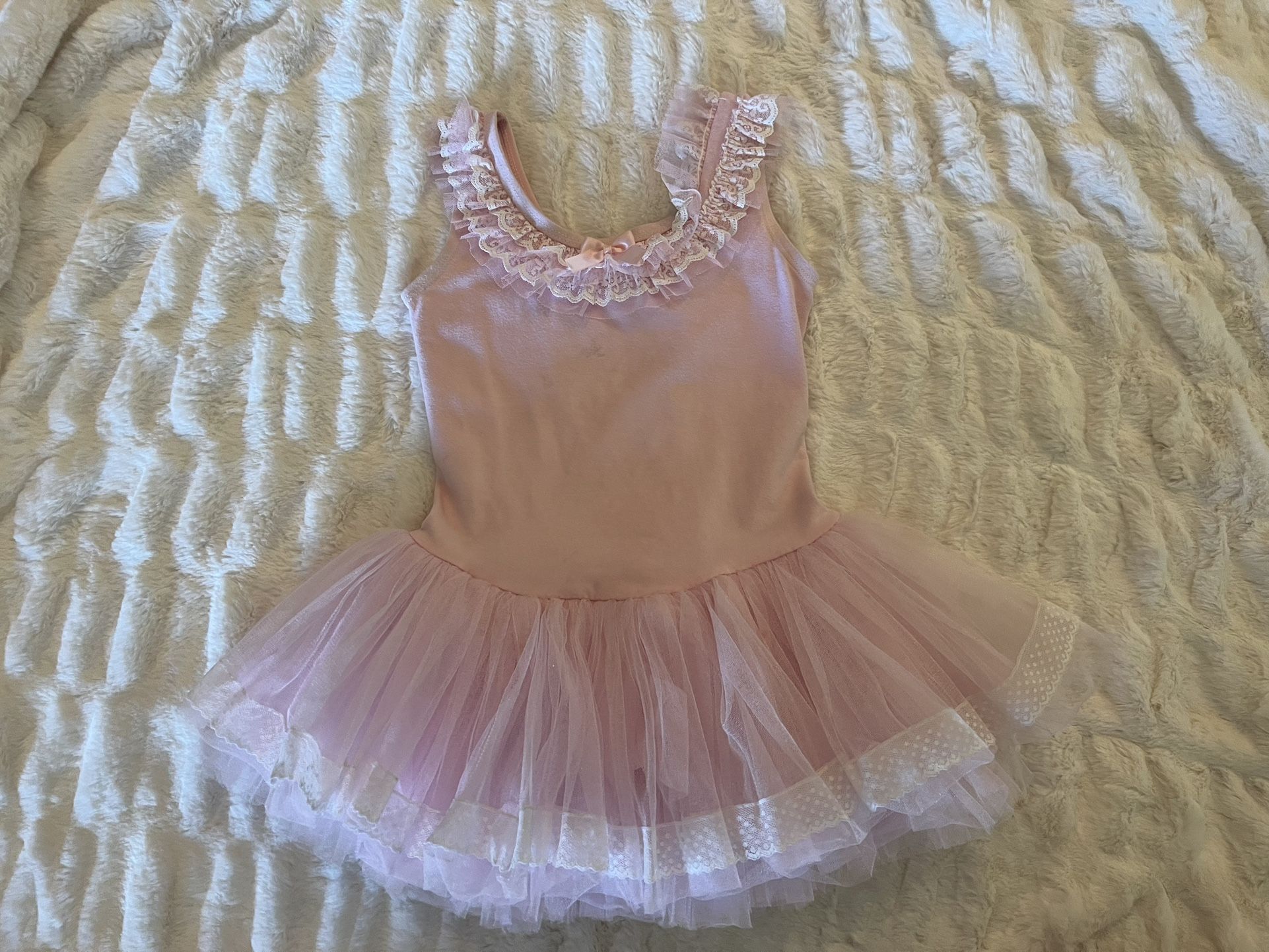 girl’s ballet outfit