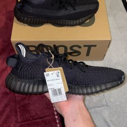 yeezy boost 350 v2 onyx