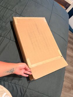 Chromebook Acer laptop size limite 75inches, 65 LBS