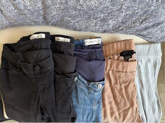 Maternity pants size 6