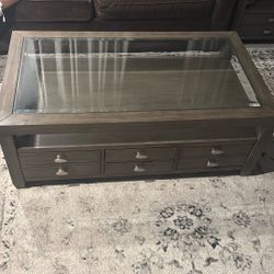 Living Room Table 