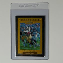 Marshall Faulk - 2002 Fleer Showcase Avantecard #130 - Serial Numbered /100 - Near Mint