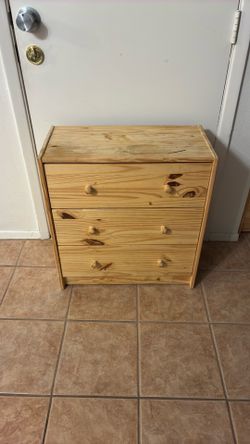 Furniture- -3 Draw Wood Dresser