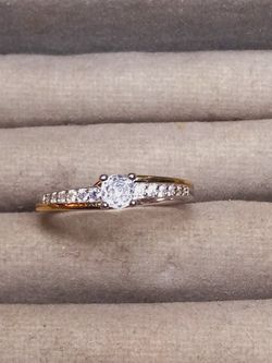 St.Silver Ring W/Stone-Sz 7.5-2.20 Grams 1st Come 1st Served 202