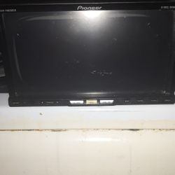 Pioneer Touch Screen Head Unit 