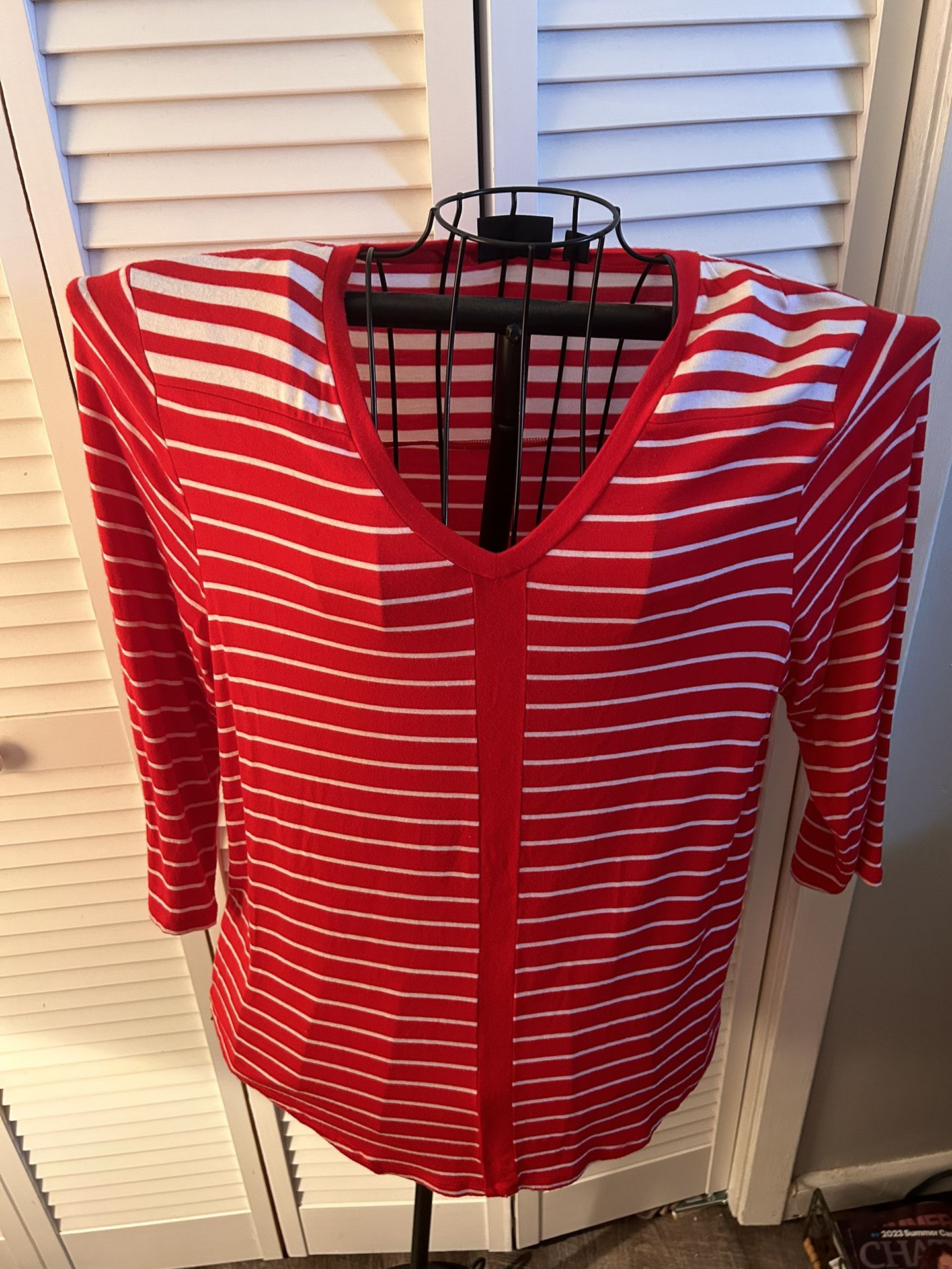 Red And While  Xl Tunic Top. Opaque Brand 