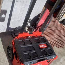 Milwaukee Packout Tool Box 