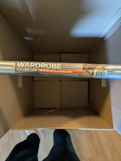 Home Depot Large Wardrobe Box with Metal Bar
