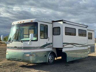 2000 Rexhall Aerbus 36’ Diesel Pusher RV W/ Slide Out - 300 HP CUMMINS - SUPER CLEAN