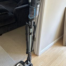 Shark Duo Vacuum Cleaner