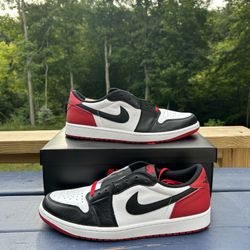 Jordan 1 low Black Toe