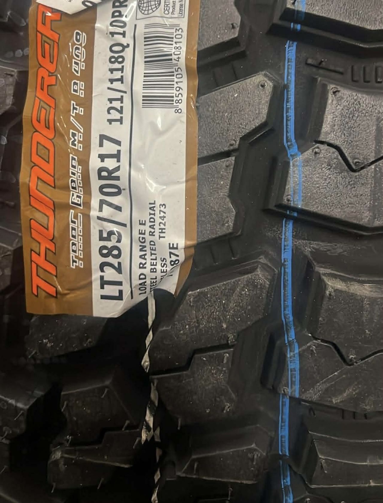 Thunderer Tires 285/70r17 New