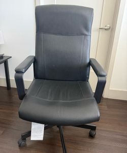 Study chair