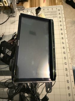 Kenwood Excelon DNX9140 (with black cover)