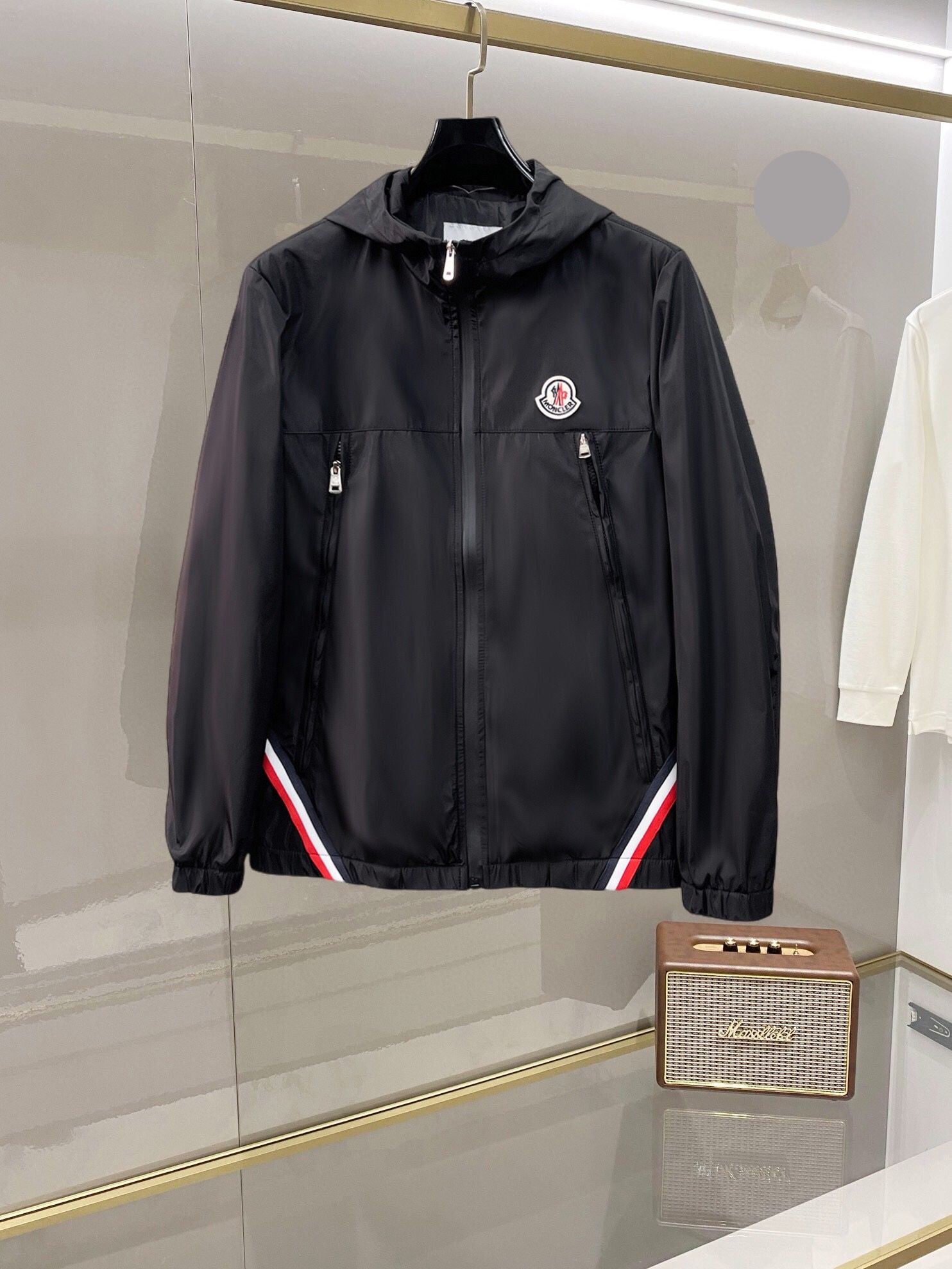 Moncler Men’s Black Jacket 2025 New 
