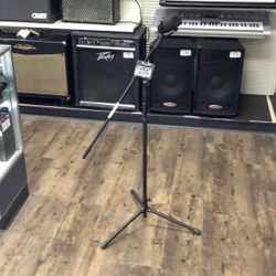 Sure SM7B Microphone And Stand