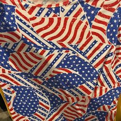 Small lularoe shirt