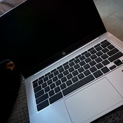 HP 14" Chromebook Laptop - Intel Processor