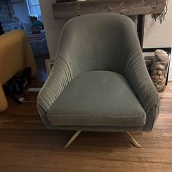 Blue Velvet Swivel Chair 