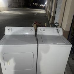 Whirlpool Washer/ Dryer Set