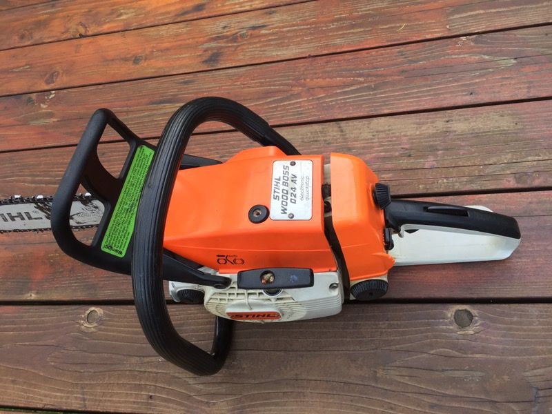 STIHL WOOD BOSS 024 AV CHAINSAW 18" BAR, GOOD WORKING CONDICIÓN for