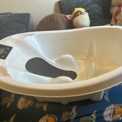 Aquascale Baby Bath tub
