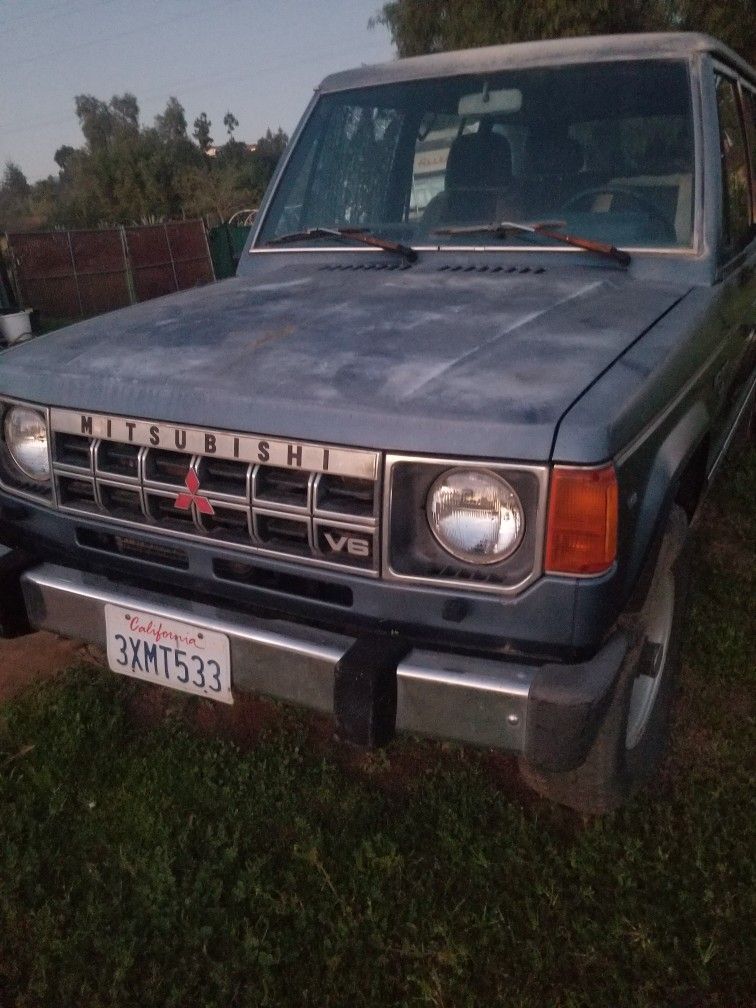 Mitsubishi Montero