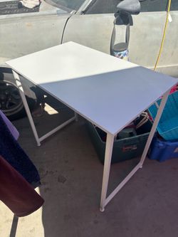 White desk or table