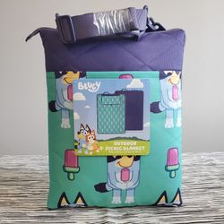 Bluey Outdoor/Indoor Quilted Popsicle Picnic Blanket