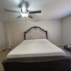 Kind Bedroom set /Electric Base.